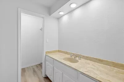 2625 Ramblewood Drive, Carrollton, TX 75006 - Photo 24