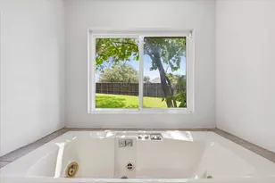 2625 Ramblewood Dr, Carrollton, TX 75006 - Photo 26