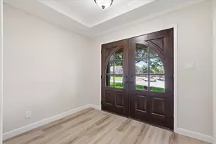 2625 Ramblewood Dr, Carrollton, TX 75006 - Photo 12