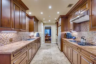 10626 Cox Ln, Dallas, TX 75229 - Photo 10
