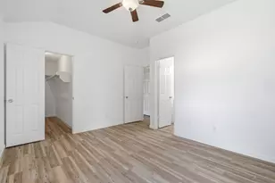 916 Savage Dr, Denton, TX 76207 - Photo 16