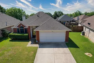 702 Lake Bridge Dr, Lake Dallas, TX 75065 - Photo 4