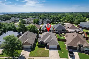 702 Lake Bridge Dr, Lake Dallas, TX 75065 - Photo 32