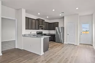 2051 Braveheart Dr, Crandall, TX 75114 - Photo 2