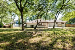 1416 Cheyenne Trail, Granbury, TX 76048 - Photo 18