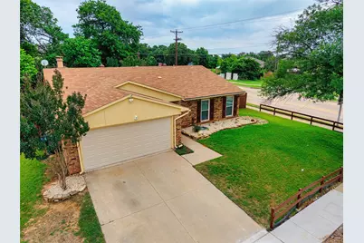 7949 Bermejo Road, Fort Worth, TX 76112 - Photo 24