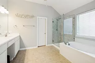 2641 Tradewinds Dr, Little Elm, TX 75068 - Photo 10