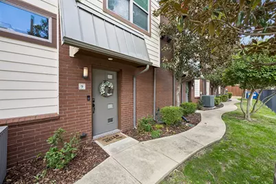 5875 Ross Avenue #9, Dallas, TX 75206 - Photo 4