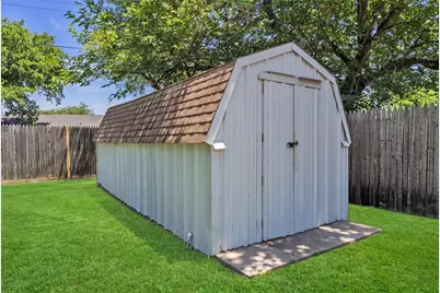 453 Irene Street, Burleson, TX 76028 - Photo 30