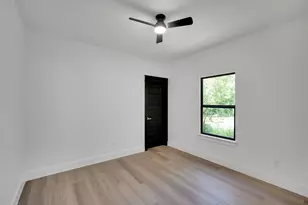 310 Matthew St, Hillsboro, TX 76645 - Photo 22