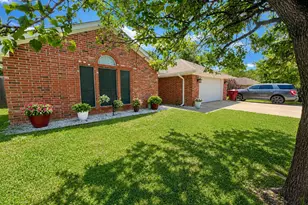 187 Sandy, Reno, TX 75462 - Photo 2