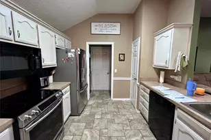 187 Sandy, Reno, TX 75462 - Photo 8