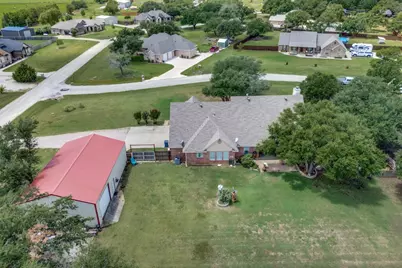 225 Pear Tree Lane, Collinsville, TX 76233 - Photo 20