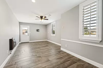 225 Pear Tree Lane, Collinsville, TX 76233 - Photo 16