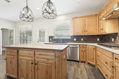 225 Pear Tree Lane, Collinsville, TX 76233 - Photo 8