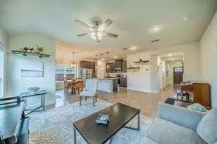 105 Arrowhead Dr, Sanger, TX 76266 - Photo 2