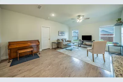 105 Arrowhead Drive, Sanger, TX 76266 - Photo 4