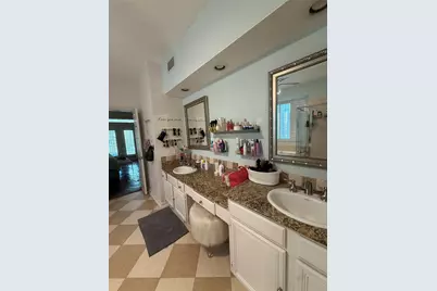2651 Hidden Ridge Drive, Arlington, TX 76006 - Photo 30