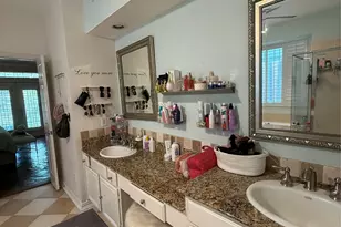 2651 Hidden Ridge Dr, Arlington, TX 76006 - Photo 30