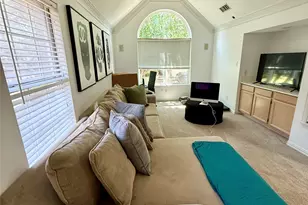 2651 Hidden Ridge Dr, Arlington, TX 76006 - Photo 16