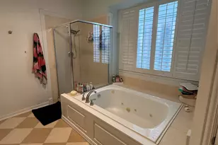2651 Hidden Ridge Dr, Arlington, TX 76006 - Photo 28