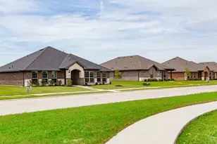 1521 Grimmauld Pl, Waxahachie, TX 75165 - Photo 2