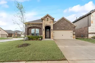 10620 Breezeway Dr, Aubrey, TX 76227 - Photo 2