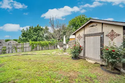 1605 S 3rd Street, Midlothian, TX 76065 - Photo 8