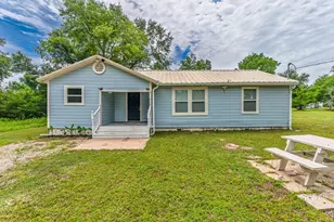 208 Lee Ivie Ln, Emory, TX 75440 - Photo 1