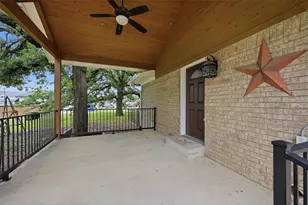 104 Kiowa Dr W, Lake Kiowa, TX 76240 - Photo 28