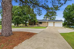 104 Kiowa Dr W, Lake Kiowa, TX 76240 - Photo 22