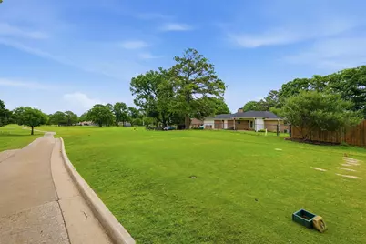 104 Kiowa Drive W, Lake Kiowa, TX 76240 - Photo 32