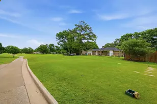 104 Kiowa Dr W, Lake Kiowa, TX 76240 - Photo 32