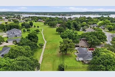 104 Kiowa Drive W, Lake Kiowa, TX 76240 - Photo 40