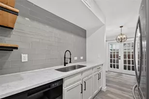 6646 E Lovers Ln, Dallas, TX 75214 - Photo 12