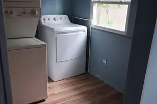 817 W Owing St, Denison, TX 75020 - Photo 6