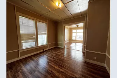 817 W Owing Street, Denison, TX 75020 - Photo 2