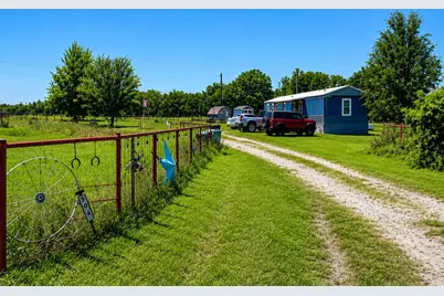 504 Cheaney Road, Valley View, TX 76272 - Photo 1