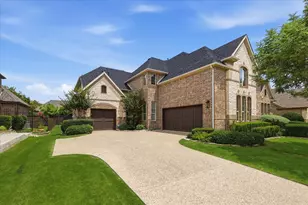 2207 Malin Dr, Trophy Club, TX 76262 - Photo 2