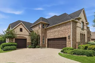 2207 Malin Dr, Trophy Club, TX 76262 - Photo 2