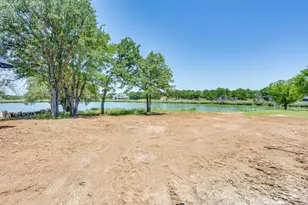 129 Lakeside Dr, Lipan, TX 76462 - Photo 38
