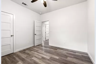1221 W Johnson Street, Denison, TX 75020 - Photo 16
