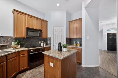 11758 Corsicana Drive, Frisco, TX 75035 - Photo 10