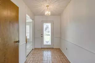 2721 N Hills Terrace, Keene, TX 76031 - Photo 4