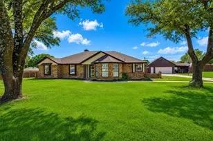 2721 North Hills Terrace, Joshua, TX 76031 - Photo 1