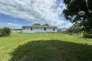3360 Old Sherman Rd, Whitesboro, TX 76273 - Photo 14