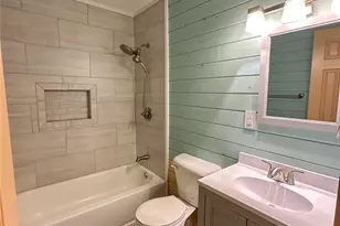 606 Lilly St, Cleburne, TX 76033 - Photo 6