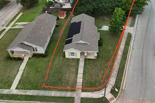 4421 E Kellis St, Fort Worth, TX 76119 - Photo 8