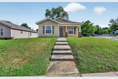 4421 E Kellis Street, Fort Worth, TX 76119 - Photo 2