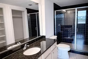 2502 Live Oak St, Dallas, TX 75204 - Photo 18